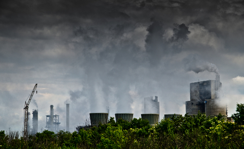 A poluição atmosférica provoca danos graves ao sistema respiratório da população